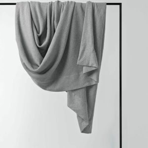 Soft Cashmere Throw in Fog